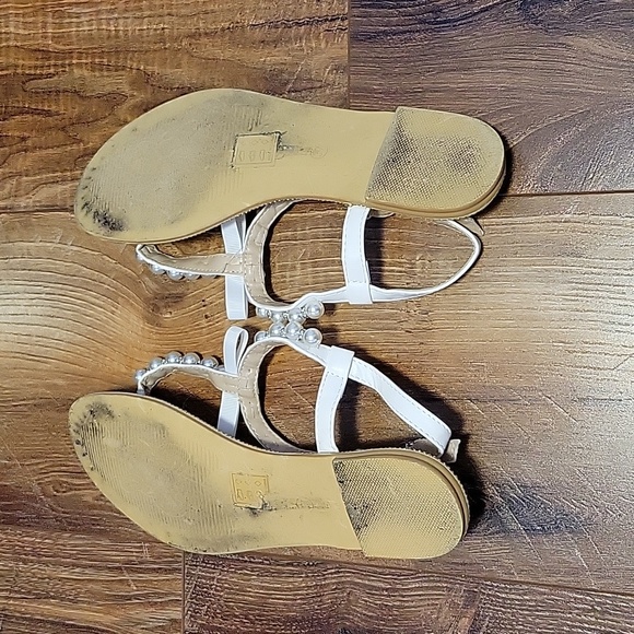 Sandals - Picture 6 of 7